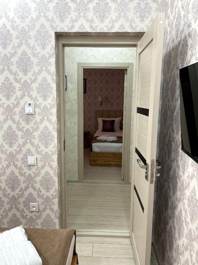 Barhat Hotel Ташкент Екстериор снимка