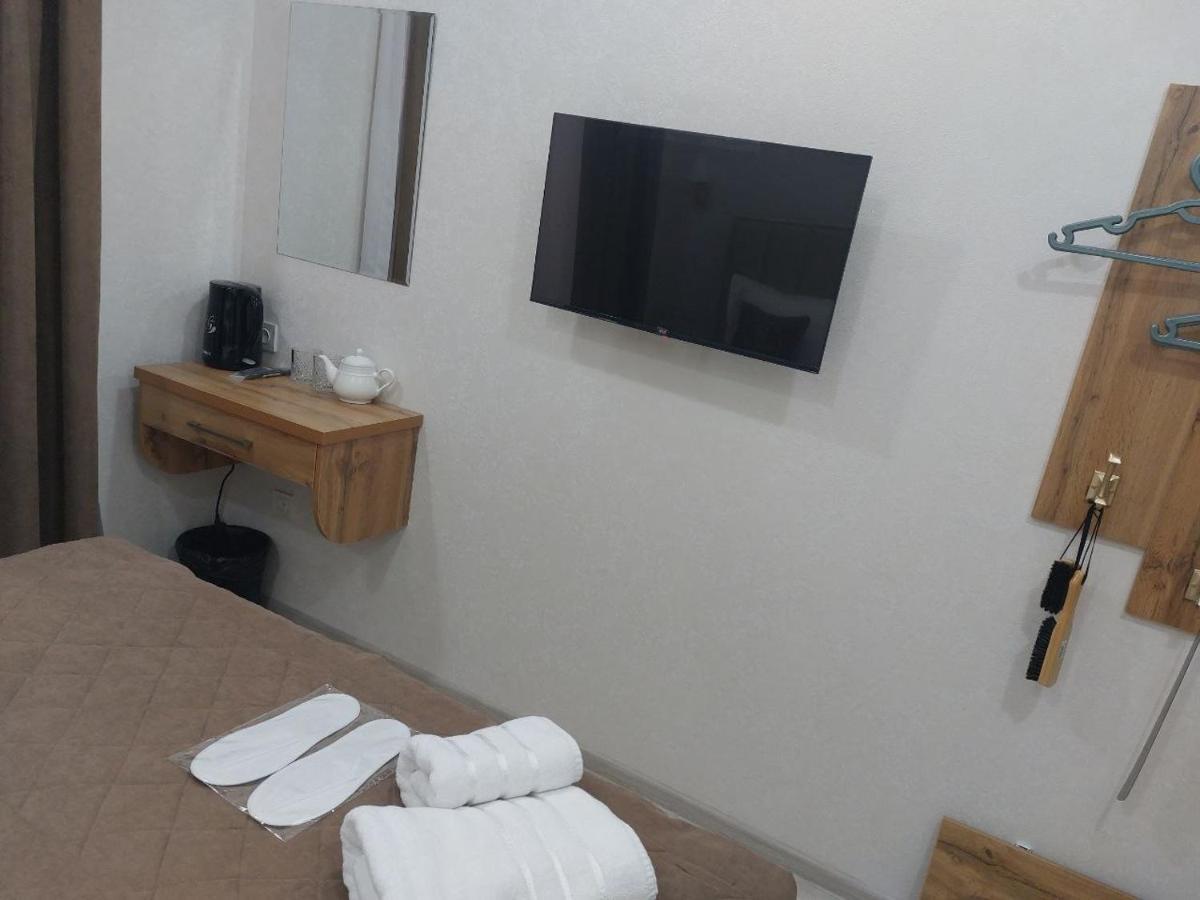 Barhat Hotel Ташкент Екстериор снимка