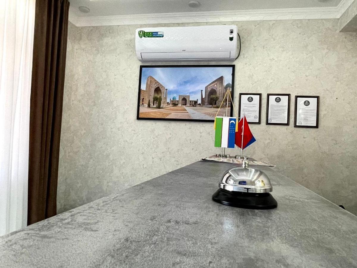 Barhat Hotel Ташкент Екстериор снимка